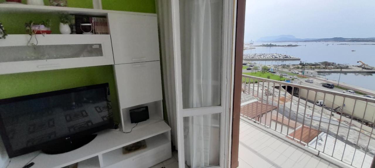 Via Genova Apartment Ольбия Экстерьер фото