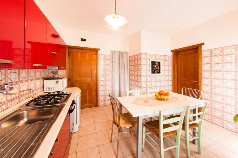 Via Genova Apartment Ольбия Экстерьер фото