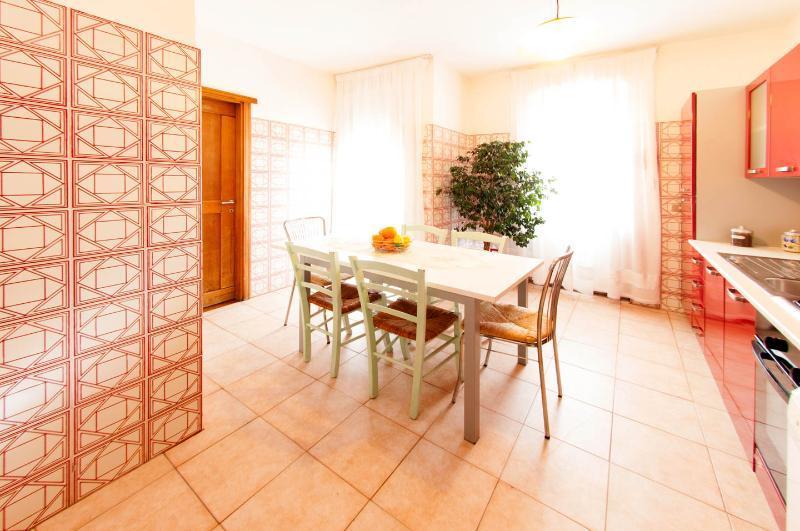 Via Genova Apartment Ольбия Экстерьер фото