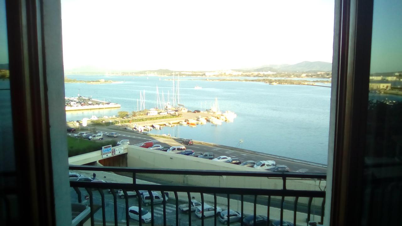 Via Genova Apartment Ольбия Экстерьер фото